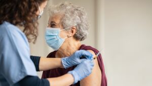 Resident 10 iStock 1284869084 medical resident